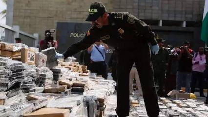 哥伦比亚毒贩使用无人机走私130公斤毒品