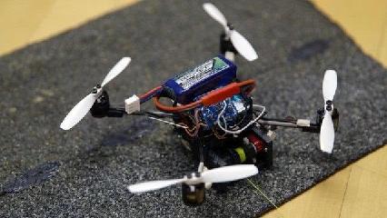 斯坦福大学研究人员研制出新型无人机 载重可达其体重40倍