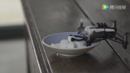 派诺特Parrot Mambo机械爪无人机