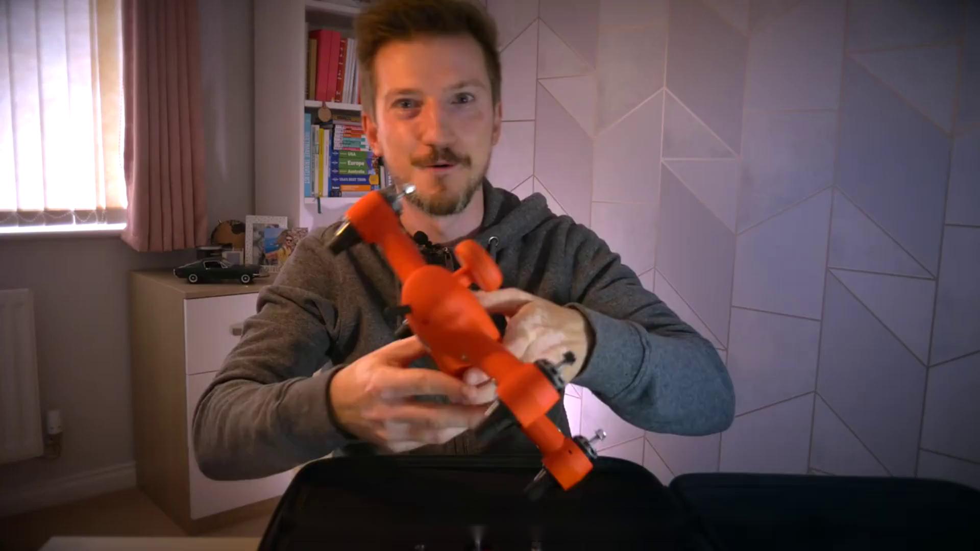 Swellpro斯威普 spry雨燕+防水无人机怎么样？老外开箱测评