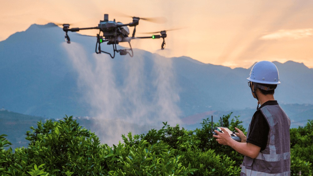 大疆 T60 农业植保无人飞机