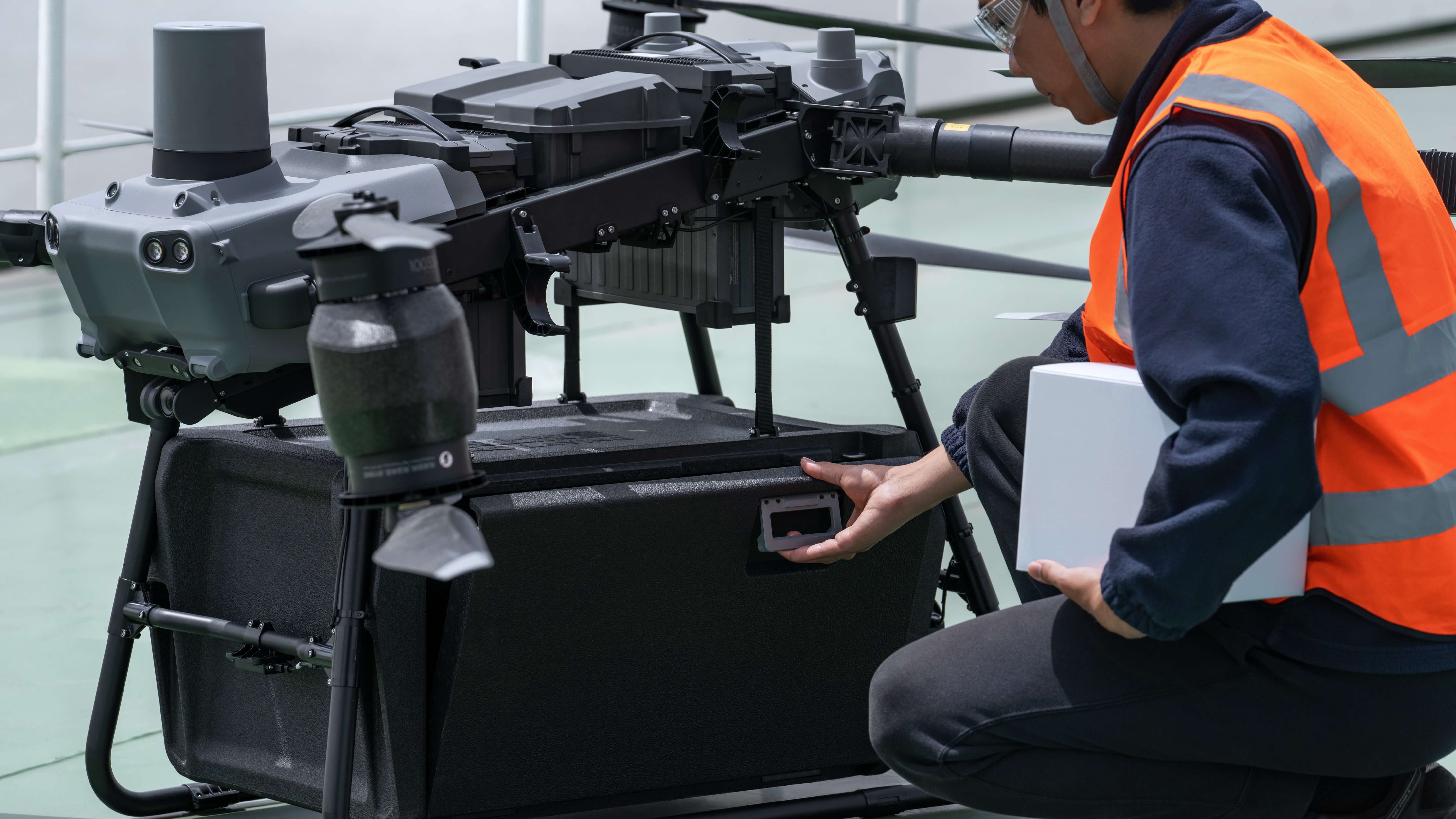 DJI大疆FlyCart 30运载无人机（FC30）