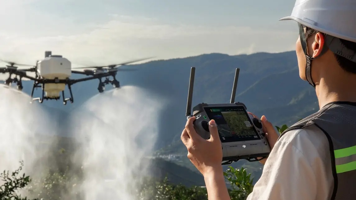 大疆 T70S农业植保无人飞机